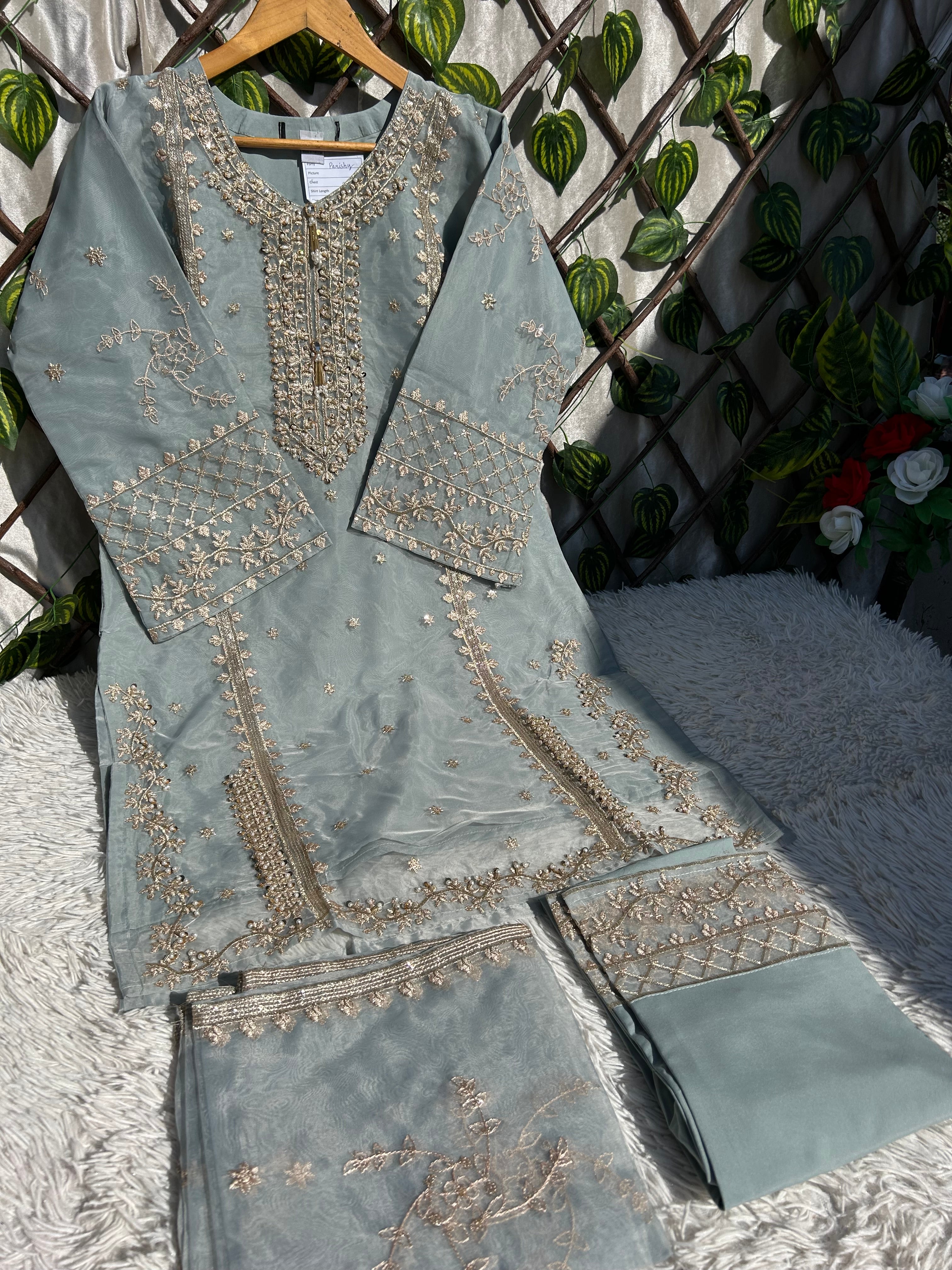 Bk23 (Party & Wedding Wear)