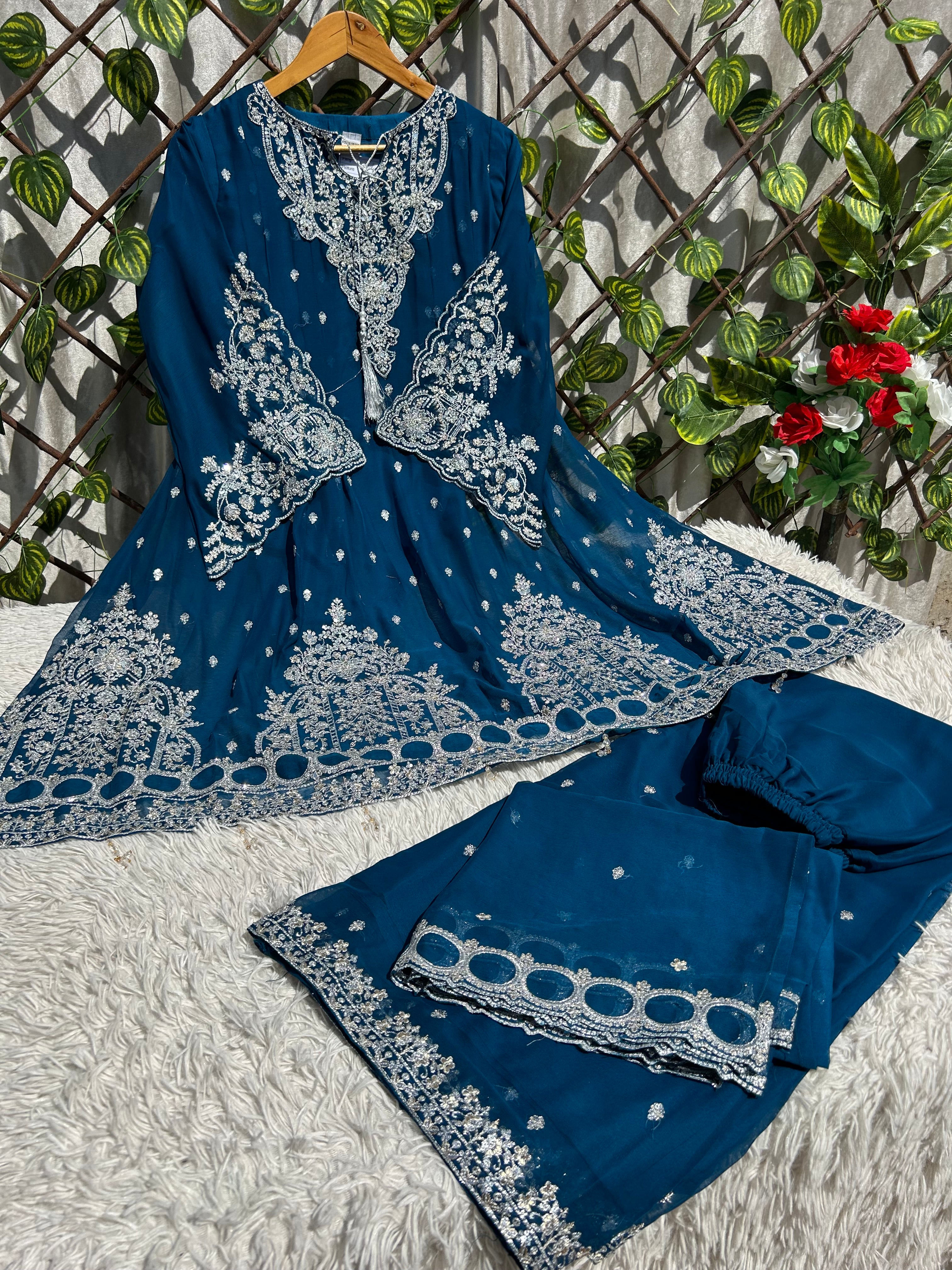 P 023 (Party & Wedding Wear)