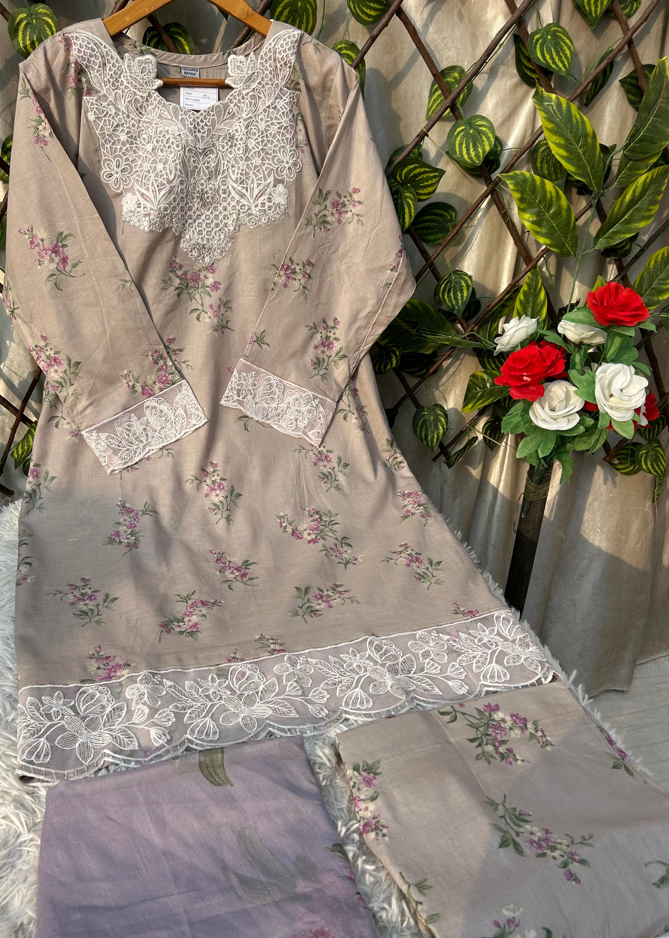 P 081 (wedding & Party Wear)