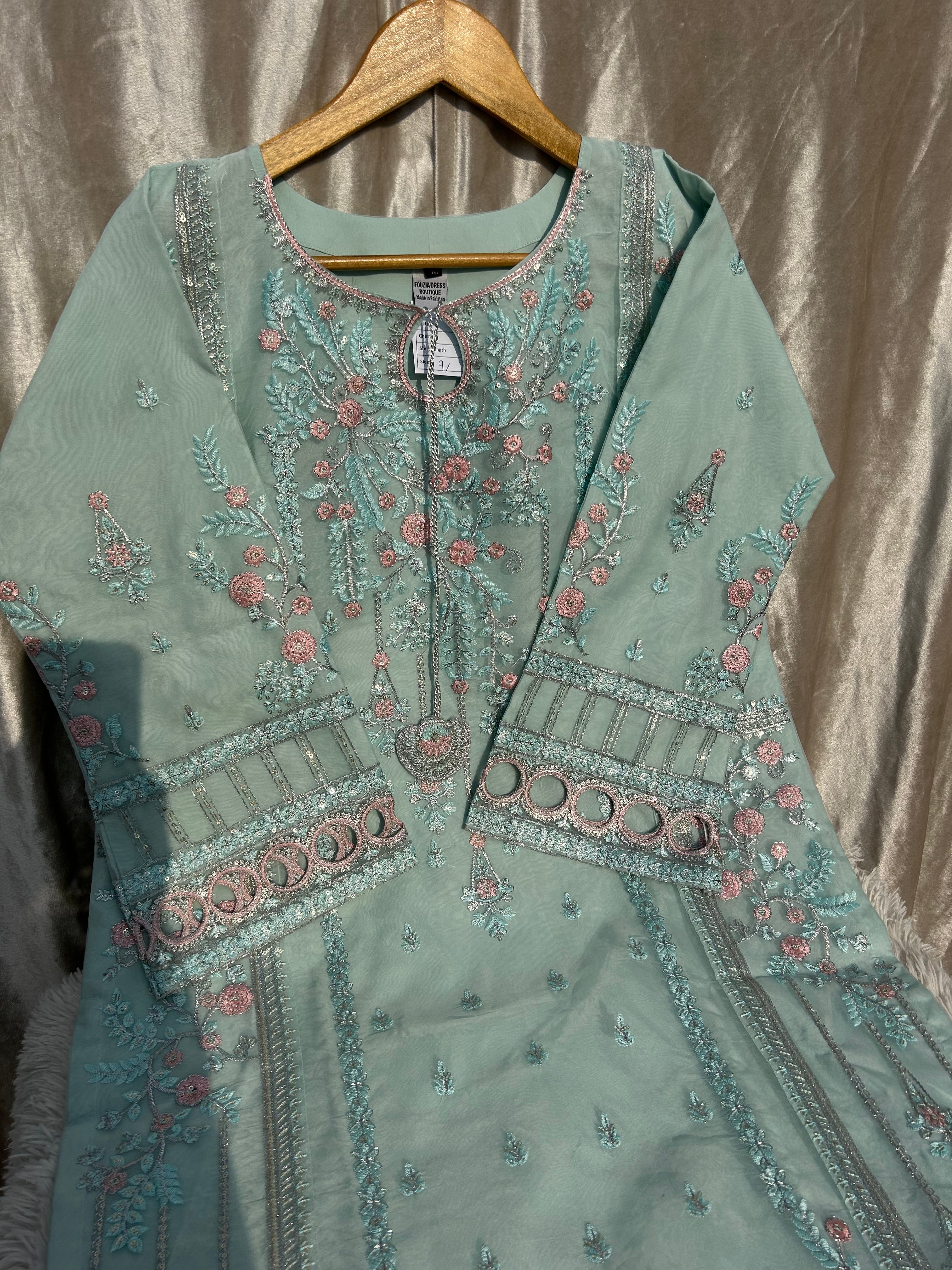 Bk26 (Party & Wedding Wear)
