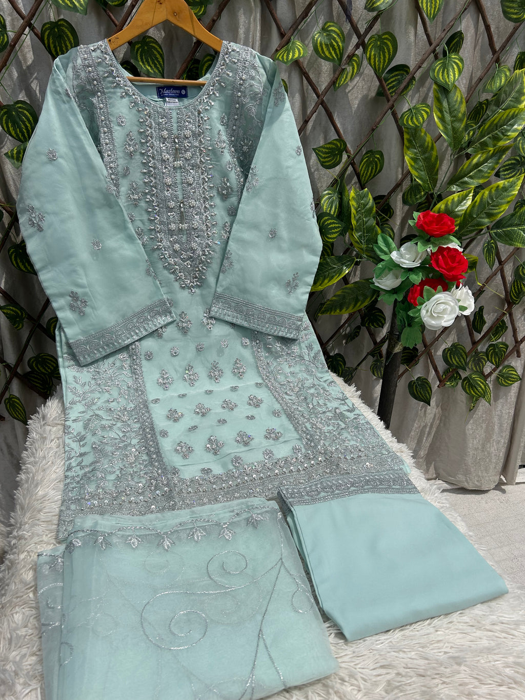P10 (Party & Wedding Wear)
