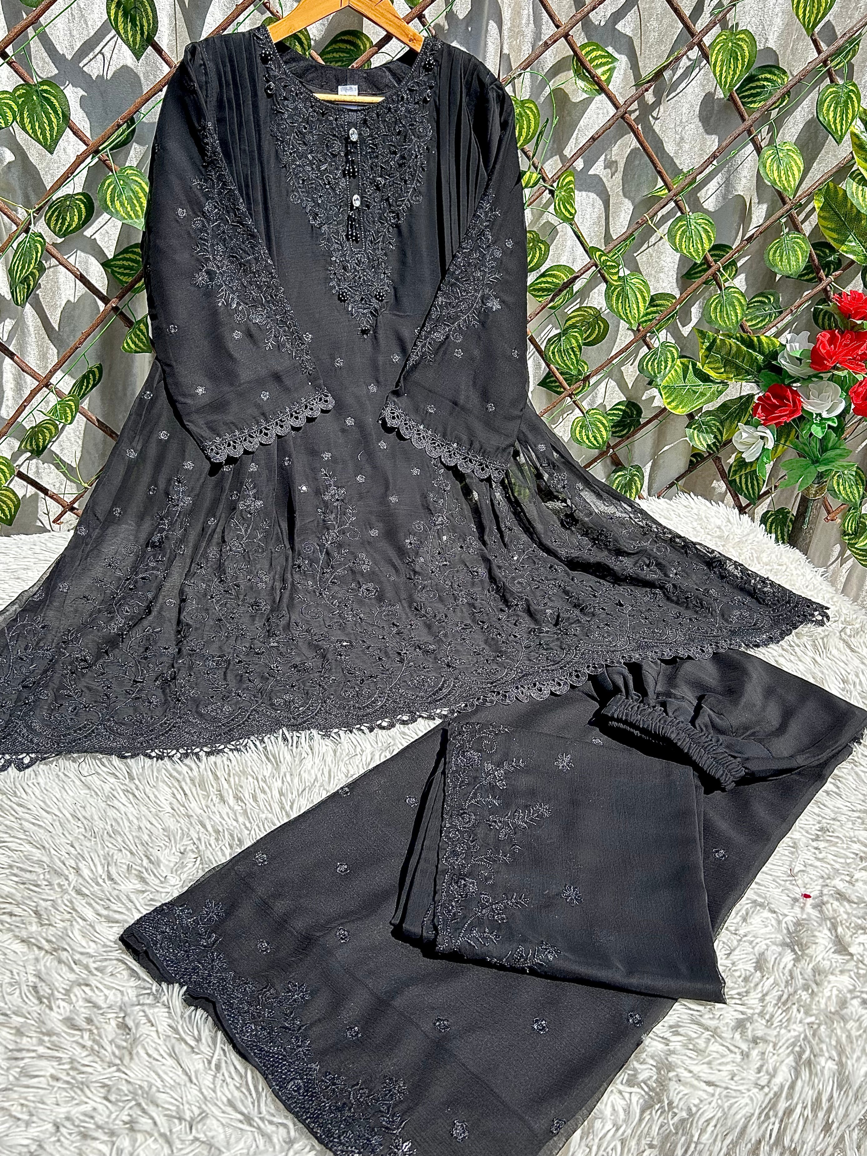 P 017 (Party & Wedding Wear)