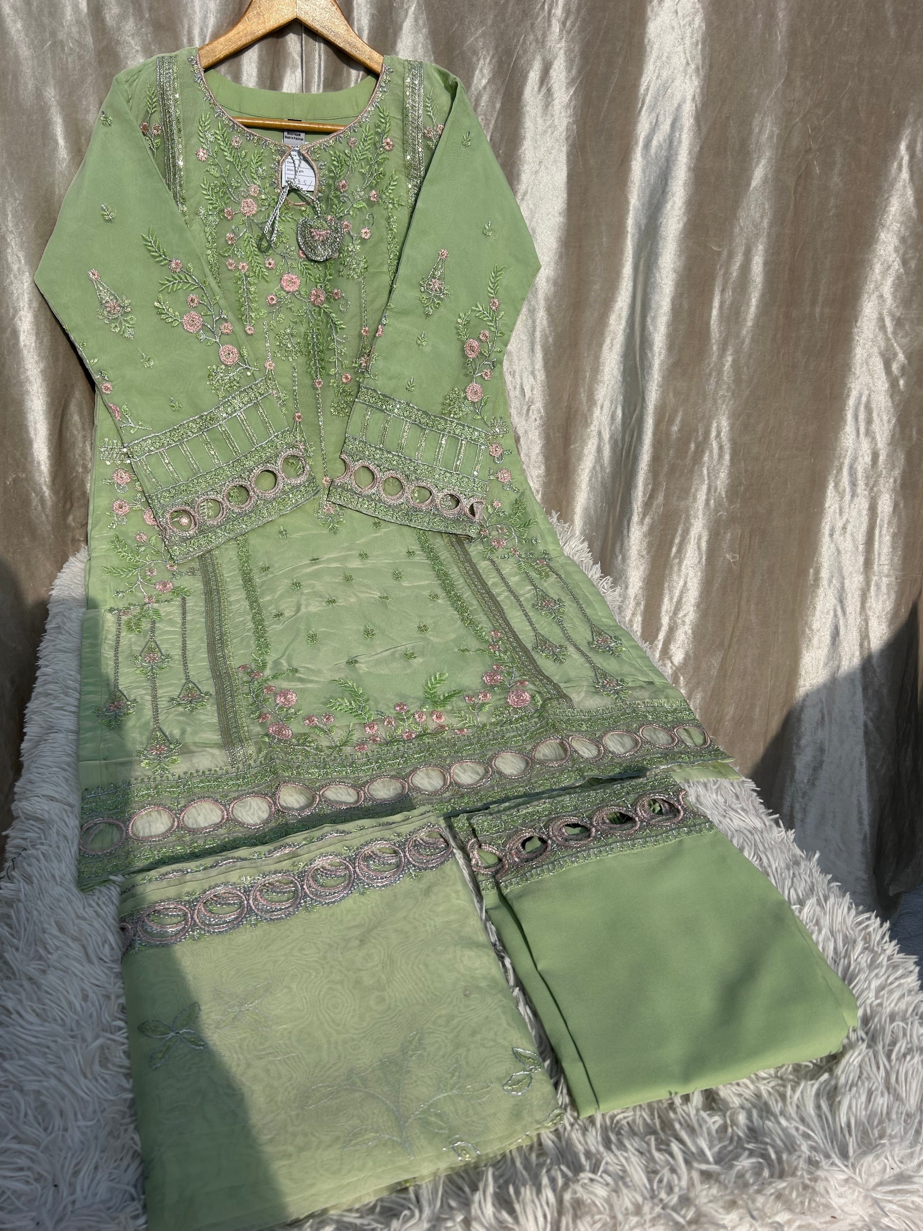 Bk25 (Party & Wedding Wear)