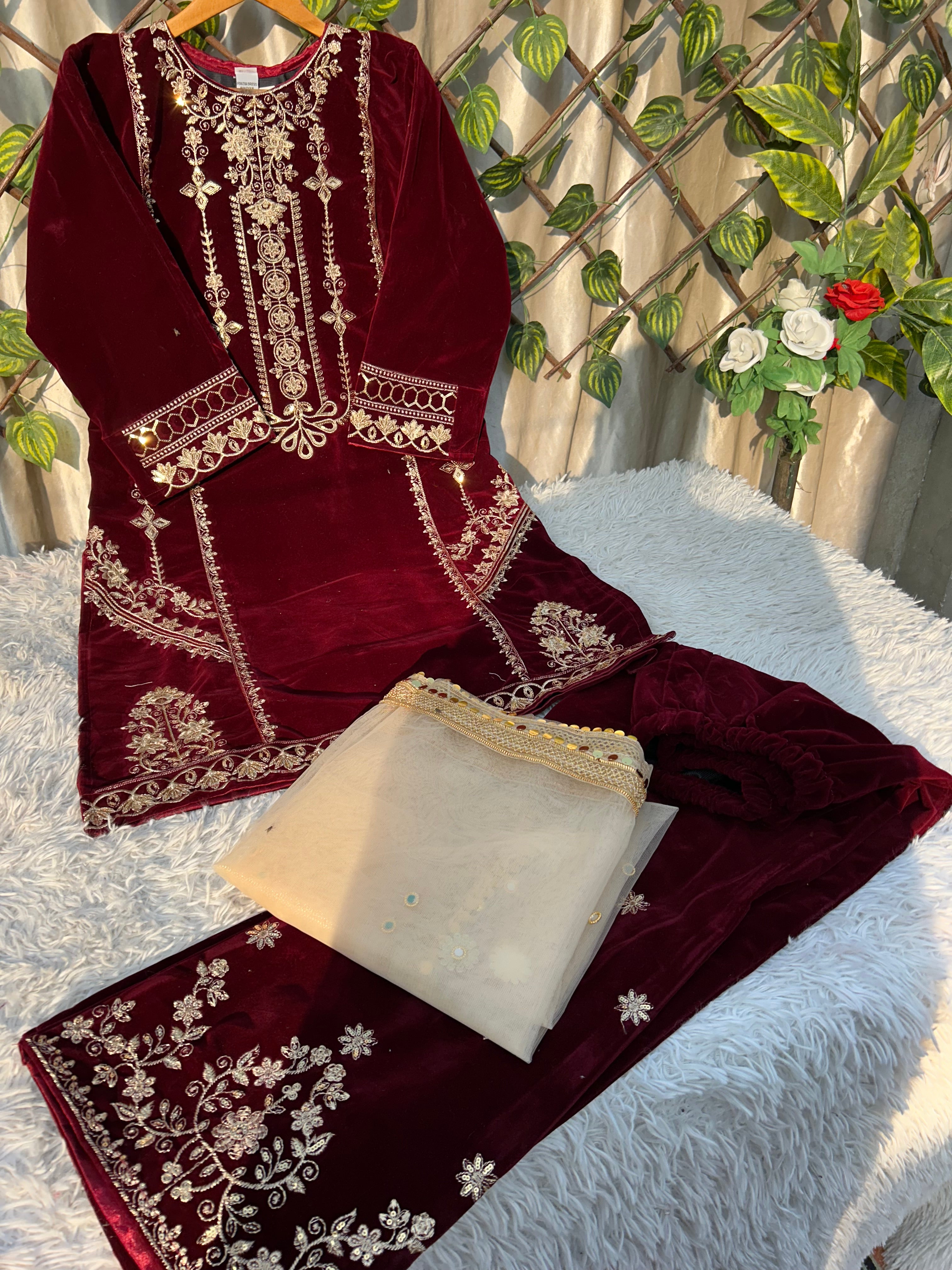 U 31 (wedding & Party Wear)